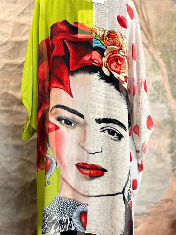 VI050CUTOP Flower Frida Coverup